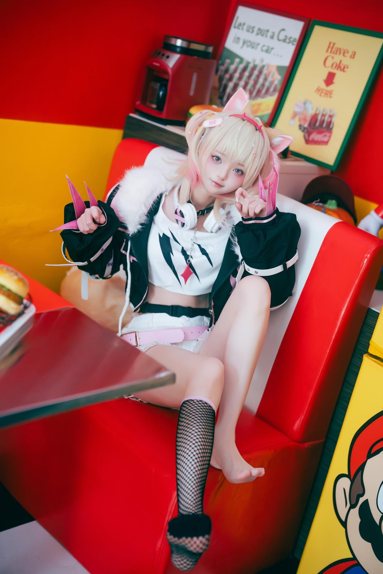 [Cosplay] Irisuare( - เซ็ต Red White Kemonomimi Video 23P1V