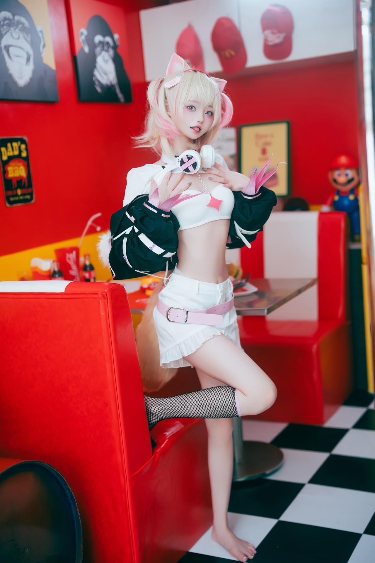 [Cosplay] Irisuare( - เซ็ต Red White Kemonomimi Video 23P1V