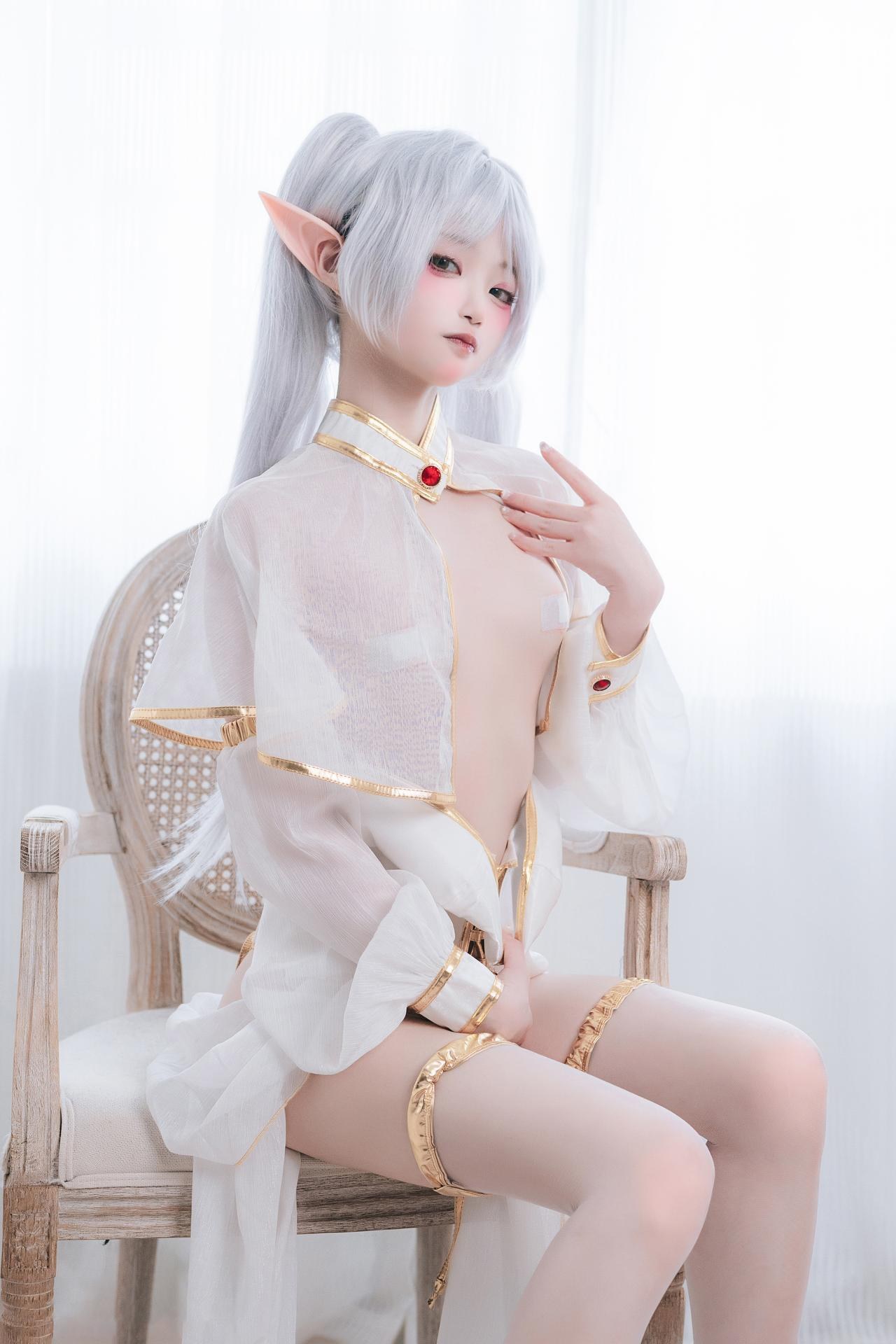 [Cosplay] Irisuare( - Bộ White Hair Mage 20P