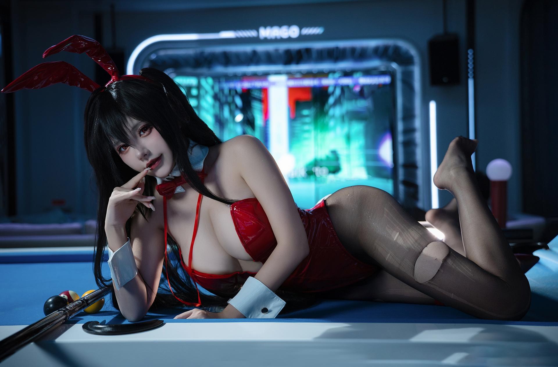 [cosplay] 是一只熊仔吗 - 大凤：兔女郎美腿大尺度 50P